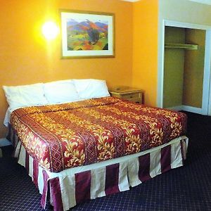 Long Beach Motel